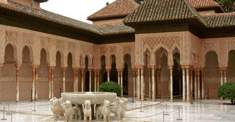 Granada: Tour of Alhambra, Generalife & Nasrid Palaces - Key Points