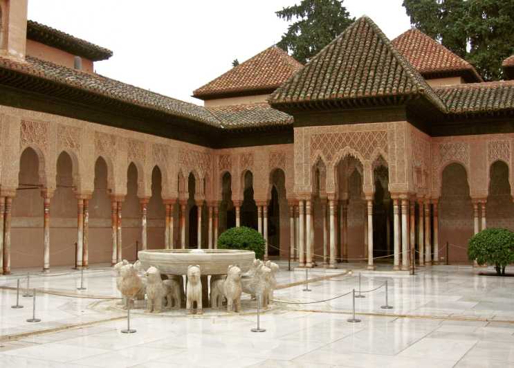 Granada: Tour of Alhambra, Generalife & Nasrid Palaces - Itinerary Details