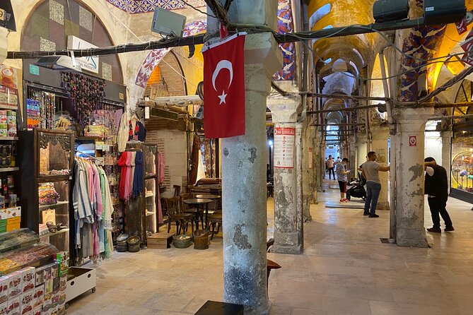 Grand Bazaar Through the Alleys - Rave Reviews and Ratings