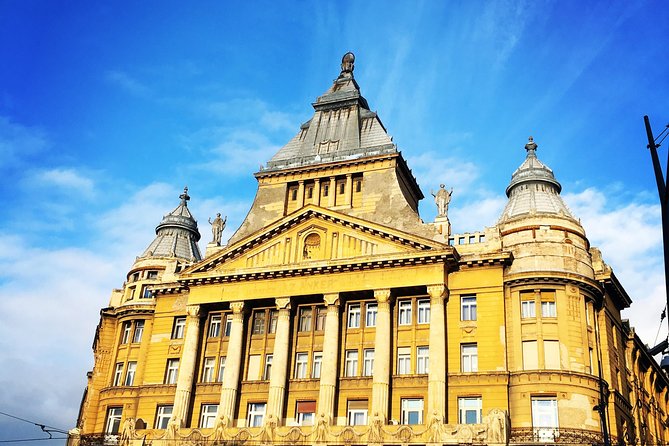 Grand Budapest Private Tour With Jewish Quarter - Exploring the Jewish Quarter