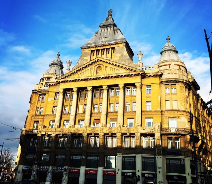 Grand Budapest Private Tour With Jewish Quarter - Key Points