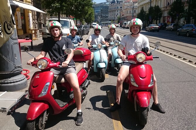 Grand Budapest Scooter Tour - Admiring Architectural Highlights