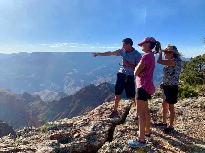 Grand Canyon: Private Day Hike and Sightseeing Tour - Catered Picnic-Style Lunch