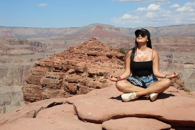 Grand Canyon Tour In Spanish Skywalk and Lunch Included - Additional Information