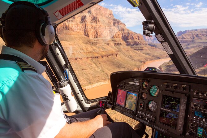Grand Canyon West Rim by Coach With Helicopter Tour and Meals - Collapsible Wheelchairs Accommodation