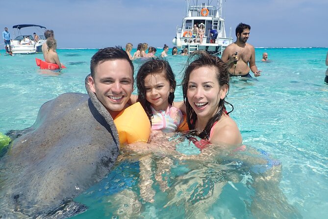 Grand Cayman Half-Day Private Charter - Meeting and Pickup Details