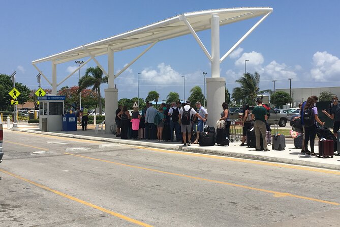 Grand Cayman Shared Airport Transfer - Comparing to Local Taxis