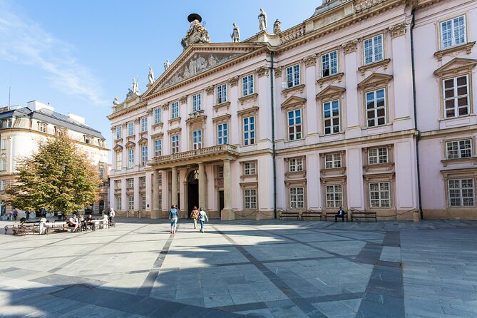 Grand City Guided Tour - Exploring Bratislavas Highlights