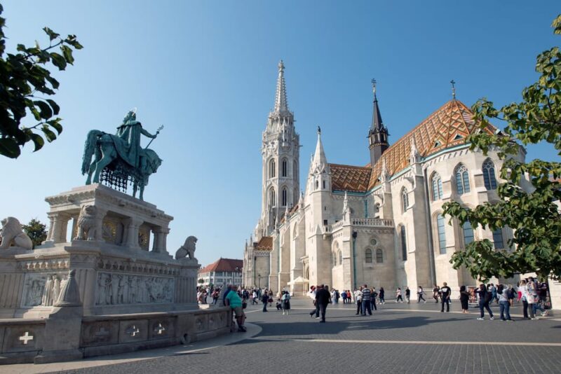 Grand City Tour & Madame Tussauds - Key Points