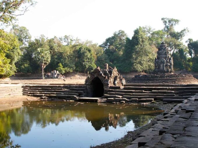 Grand Cycle With Sunrise Private Tuk-Tuk - Exploring Preah Khan Temple