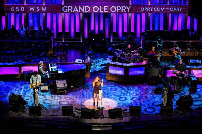 Grand Ole Opry Show Admission Ticket in Nashville - Honoring Country Music History
