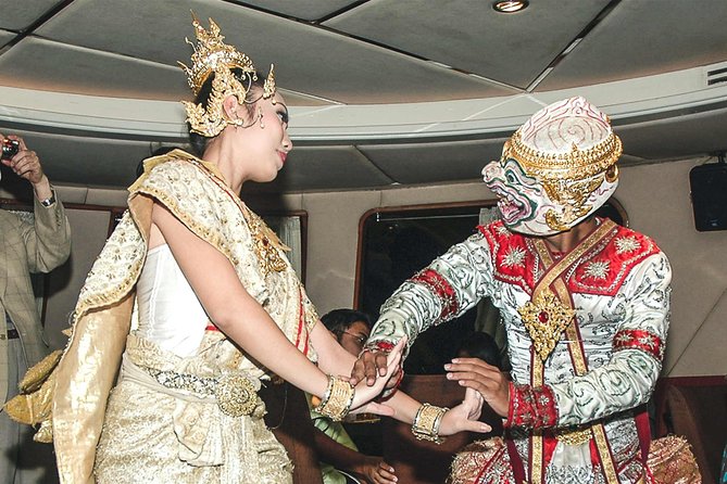 Grand Pearl Dinner Cruise With Live Entertainment - Cruise Details