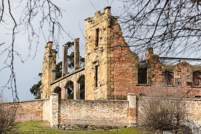 Grand Port Arthur With Guided Isle of the Dead Tour - Historical Context and Experience