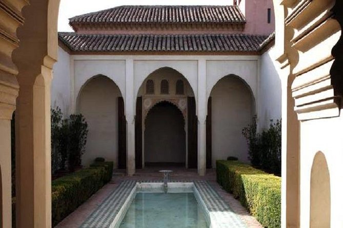 Grand Private Tour. the Best of Malaga and Its Surroundings - Mercado Central De Atarazanas