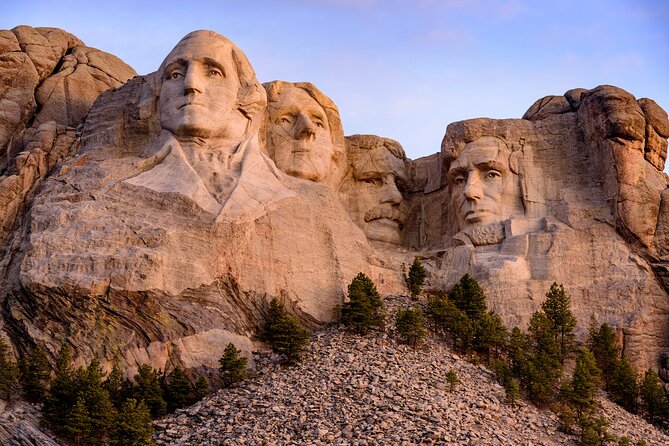 Grand Teton, Yellowstone, Devils Tower and Mount Rushmore 7-day Tour - Meeting and Pickup Information