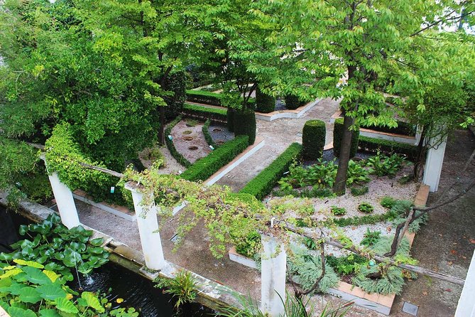 Grand Tour Amalfi Coast, Naples, Capri, Pompeii, Salerno, Paestum and Caserta - Itinerary and Booking Information