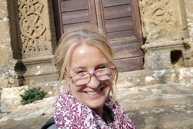 Grand Tour of Pienza, Montalcino, Montepulciano + Wine and Cheese Tasting - Exploring the Renaissance Palaces of Montepulciano