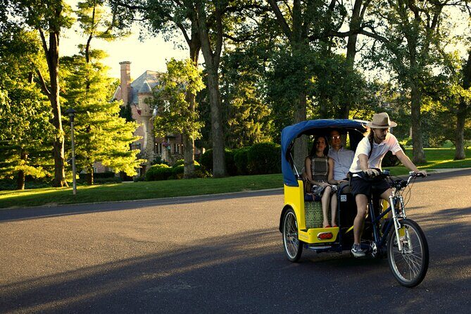 Grandview Drive Postcard Tour Experience - What You’ll Love About the Tour