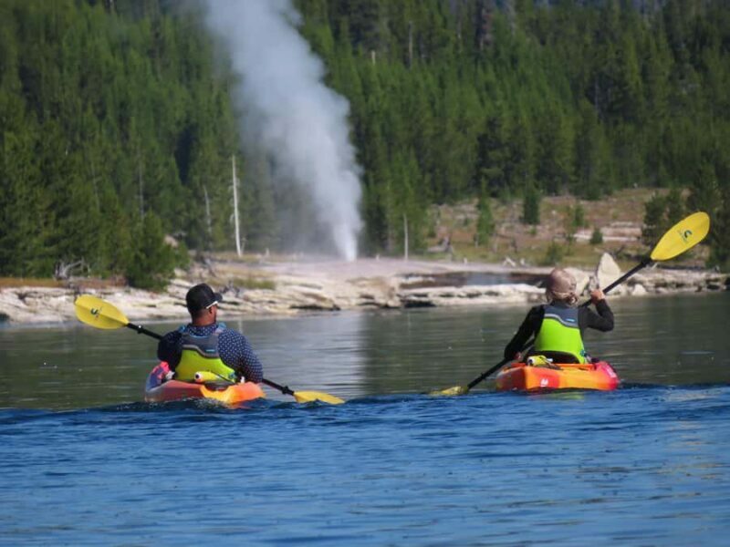 Grant Village: Yellowstone Lake Guided Kayak Tour with Lunch - Key Points