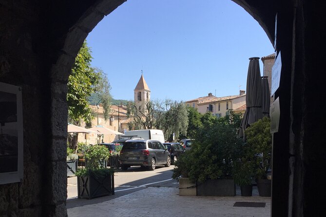 Grasse Perfume Factories, Fragonard, Gourdon, Tourettes-Sur-Loup, Saint-Paul-De-Vence - Tourettes-sur-Loups Captivating Cobblestones