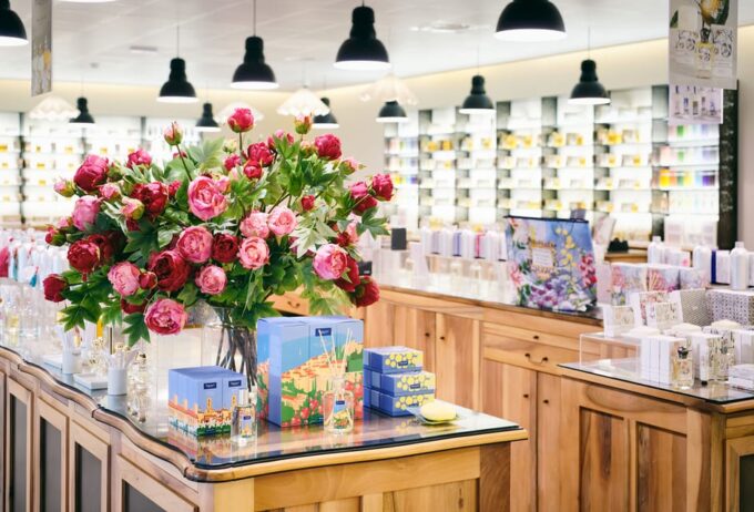 Grasse: Perfume Making Class and Fragonard Factory Tour - Booking, Cancellation, and Important Information
