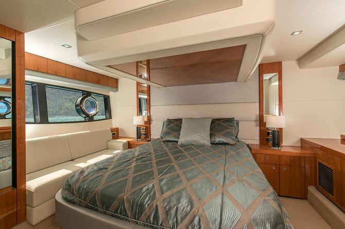 Grateful Ted: 60 Sunseeker (Seats up to 12 People) - Inclusions