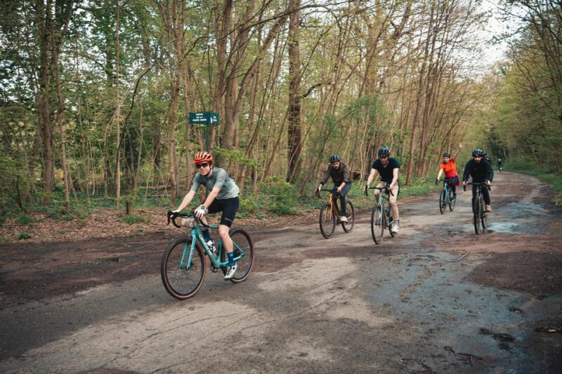 Gravel Bike Rental in Paris - Included Accessories