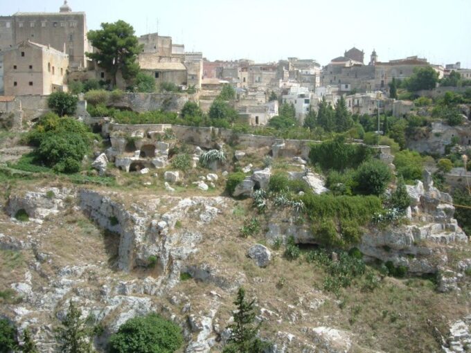 Gravina in Puglia James Bond 007 Guided Walking Tour - Private Group Experience