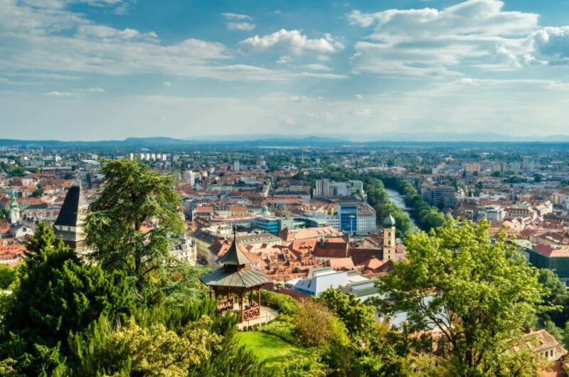 Graz: Express Walk With a Local in 60 Minutes - Top Local Recommendations