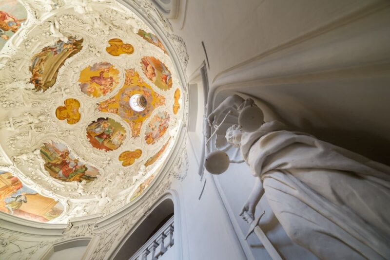Graz: Jewish Quarter and Old Town Private Walking Tour - Poignant Jewish History