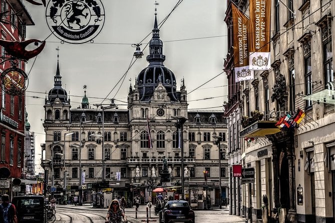 Graz Walking Tour With a Licensed Guide - Reviews and Ratings
