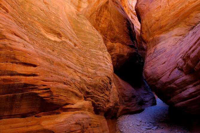 Great Chamber/Peekaboo Slot Canyon UTV Tour 4hrs - Meeting Point and Transportation