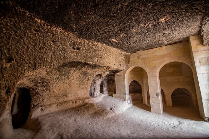 Great Deal : 2 Full-day Cappadocia Tours & Hot Air Balloon Ride - Panoramic Views and Rock Formations