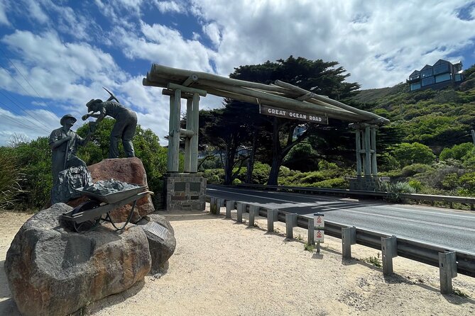 Great Ocean Road to 12 Apostles Plus Rainforest Melbourne Daytour - Tour Inclusions