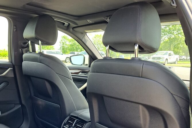 Greater Memphis To MEM International Airport - Luxury Transfer - Accessibility and Participation