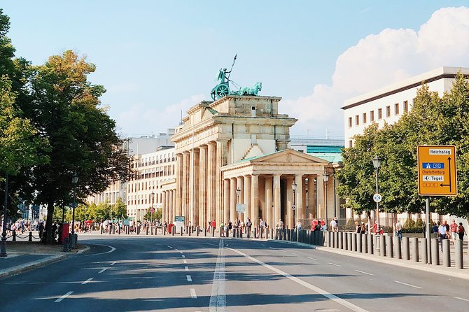 Greatest Escapes From East Berlin Experience - Booking Process and Policies