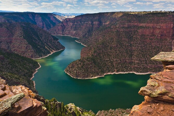 Green Canyon Lake Tour - Exploring Green Canyon Lake