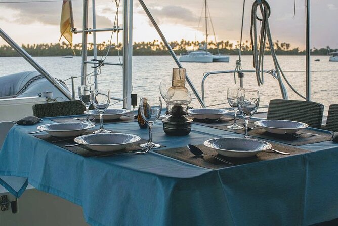Grenada Grenadines: 7-Day Skippered Catamaran Charter Cruise - Meeting Point and Scheduling