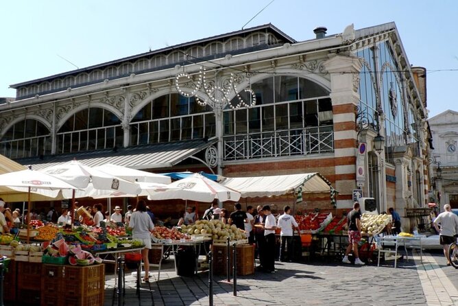 Grenoble Scavenger Hunt and Sights Self-Guided Tour - Explore Grenobles History
