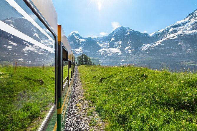 Grindelwald - Kleine Scheidegg - Lauterbrunnen Small Group Tour - Knowledgeable and Personable Guides