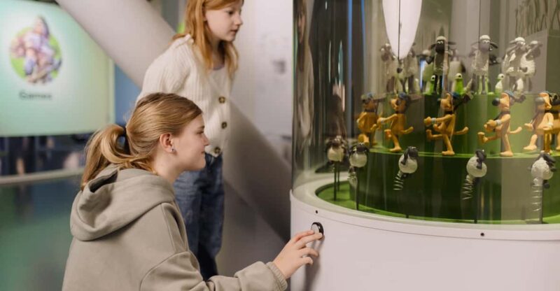 Groningen: Storyworld Museum at Forum - Facilities and Accessibility