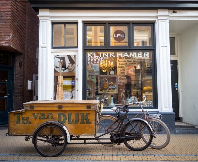 Groningen: Walking Tour With Local Guide - Modern Cultural Hub