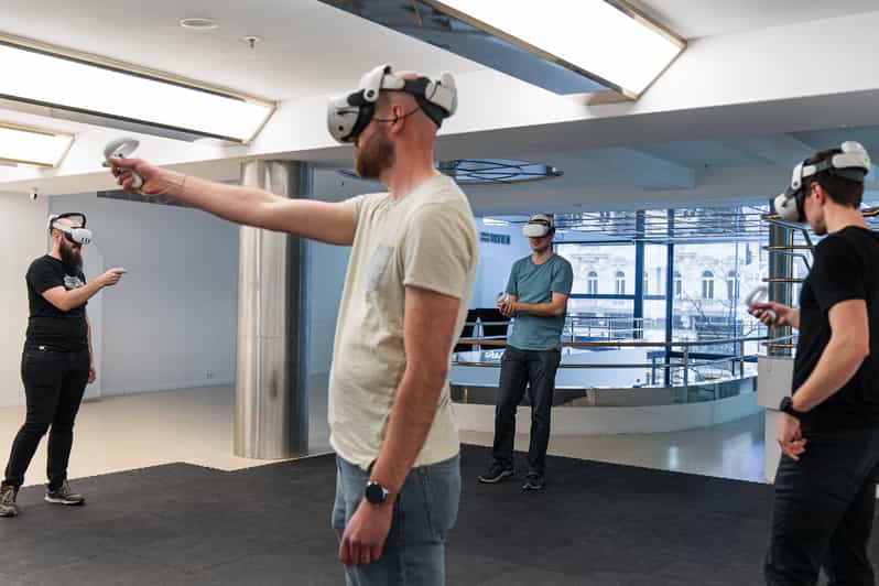 Group Activity | Puzzle Games | VR Experience - Key Points