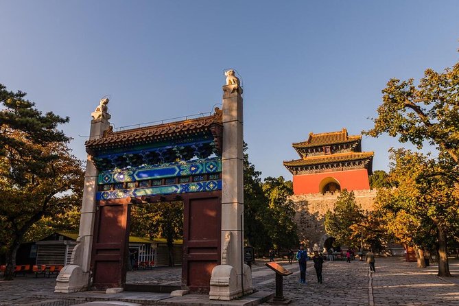 Group Day Tour of Badaling Great Wall and Ming Tombs - Tour Highlights and Lowlights