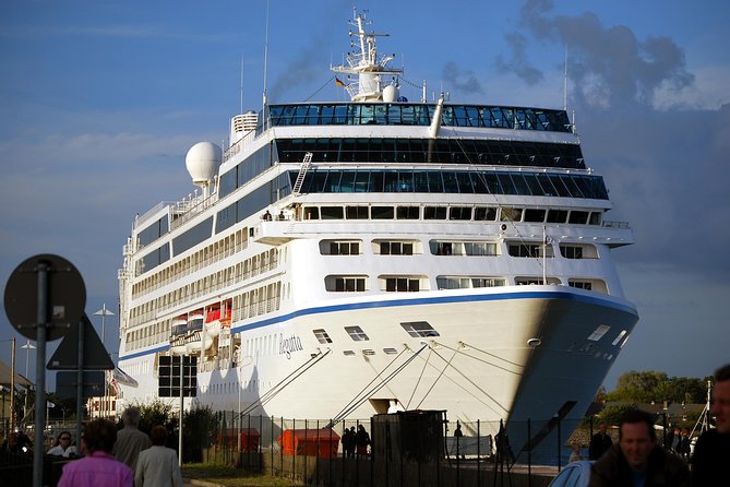 Group Driving Tour 1 to 6 People. Berlin Shore Excursion Incl Pick-Up at Port - Transportation and Pickup Details