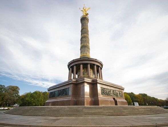 Group Driving Tour From 1 - 6 People for 4 Hours Highlights of Berlin - Good To Know