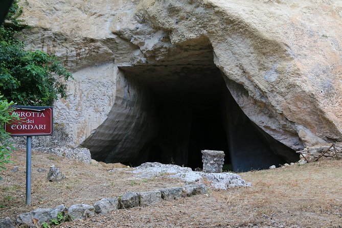 Group Guided Tour of the Archaeological Park of Neapolis - Accessibility and Cancellation