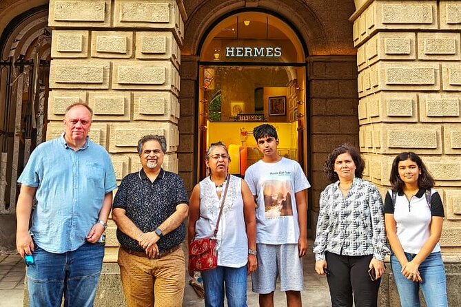 Group Guided Walking Tour in Fort and Colaba - Meeting Point and Directions