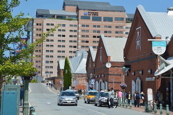 (GROUP PRICE)Private Hokkaido Guided Day Tour with Transportation - Exploring Hakodate in Depth