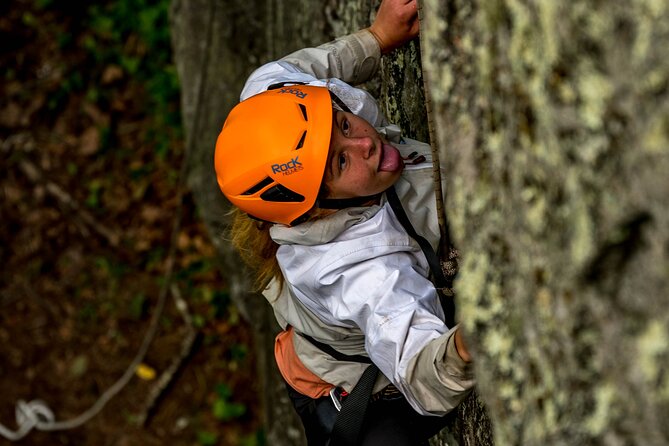 Group Rock Climbing in Interstate Park - Health and Accessibility Requirements